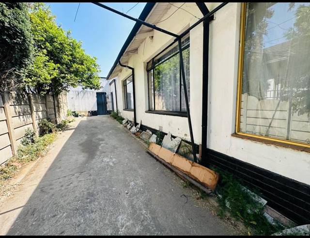 10 BEDROOM HOUSE FOR SALE IN DELVILLE